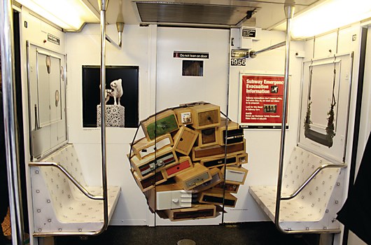 131104_101_350_LTcyNjI3NTEzNjQ3NjE5NDE5